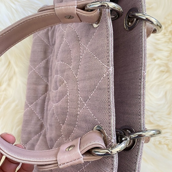 Authentic rare denim light pink Chanel bag - Picture 5 of 13